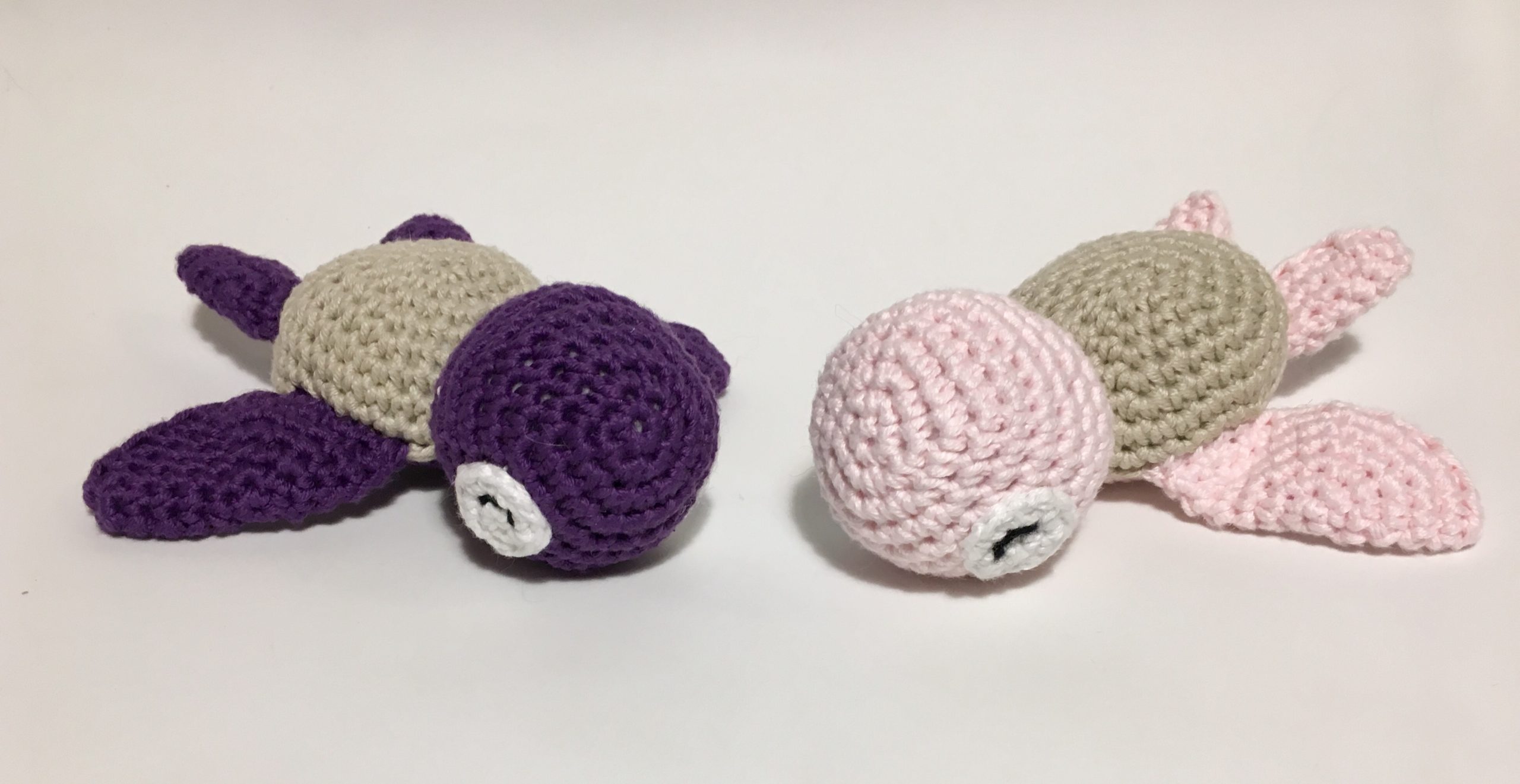 Maggie et Amina les tortues, Tortues marines faites main au crochet, doudou fait main, Peluche pour enfant 100% coton, amigurumi